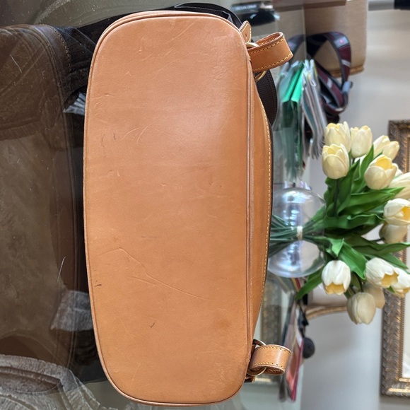 Louis Vuitton Montsouris Monogram Backpack. Includes organizational insert main image 15